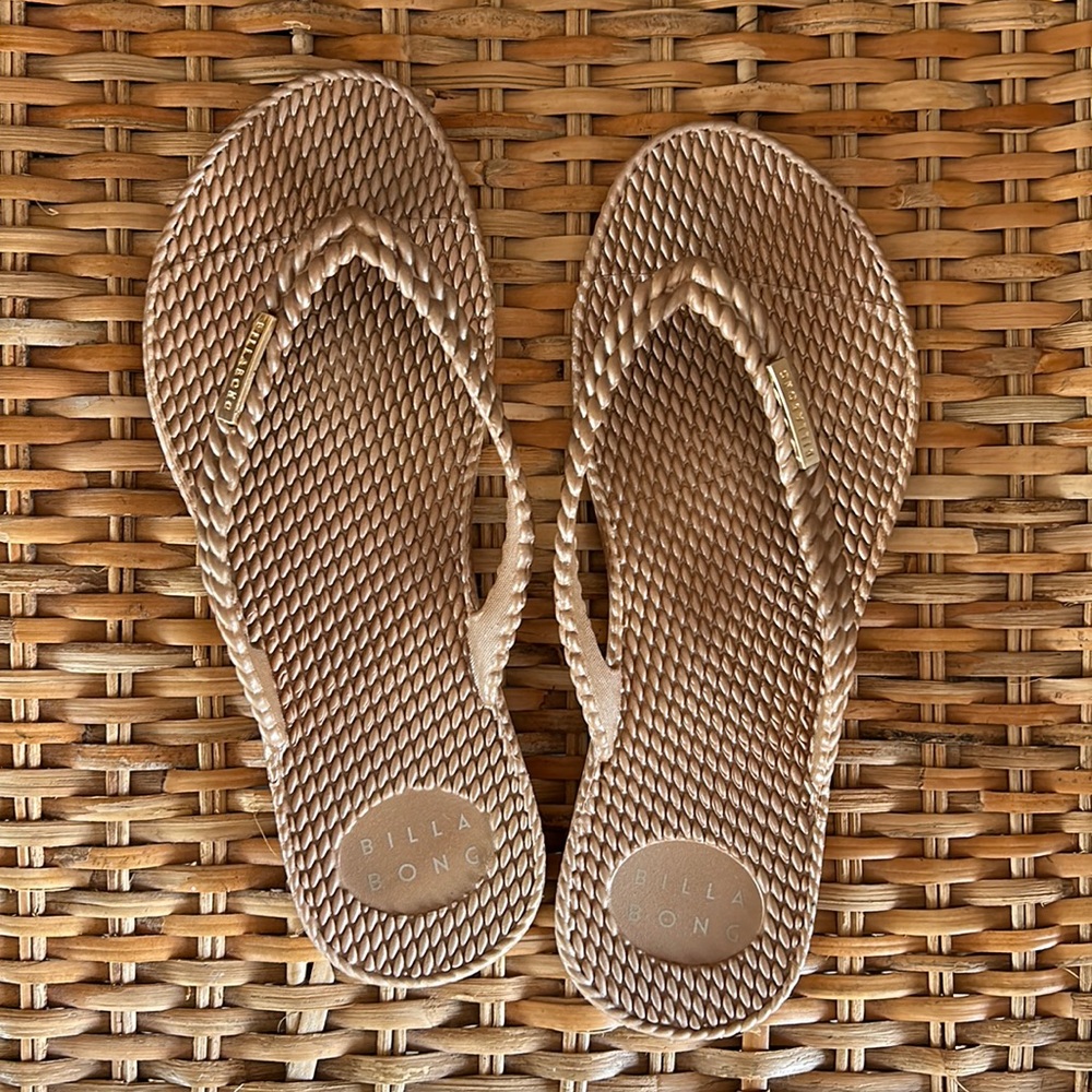 Billabong flip flops